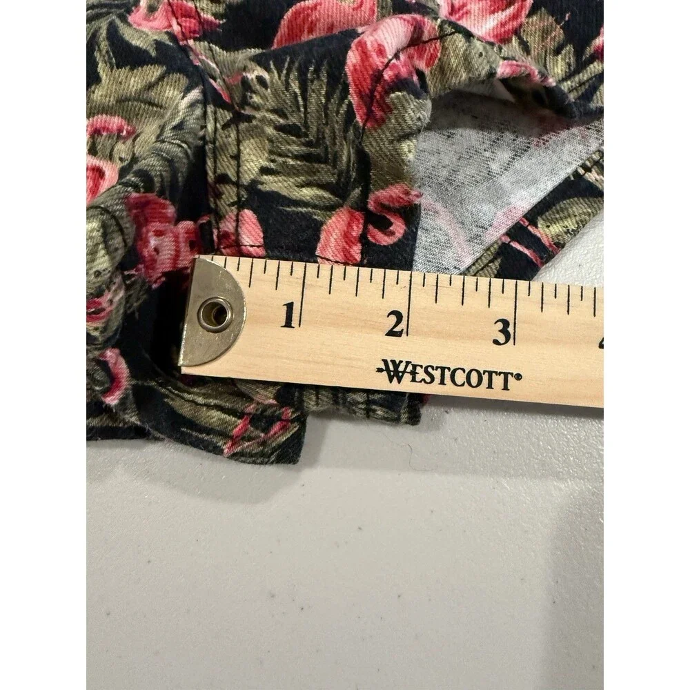 Forever 21 Denim Shorts Women 30** Flamingo Travel Vacation 100% Cotton Festival